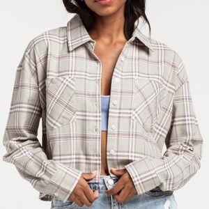 Tilly’s x RSQ Washed Women's Plaid Crop Flannel Shirt l Small l Color: Mint